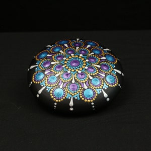 Onassis Jewels Flat XL Disk, Mandala Dot Art Painted Stone