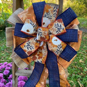 Fall bow, pumpkin bow, fall navy bow, navy fall theme, pumpkin theme, harvest bow. Fall door hanger, fall wreath, pumpkin wreath