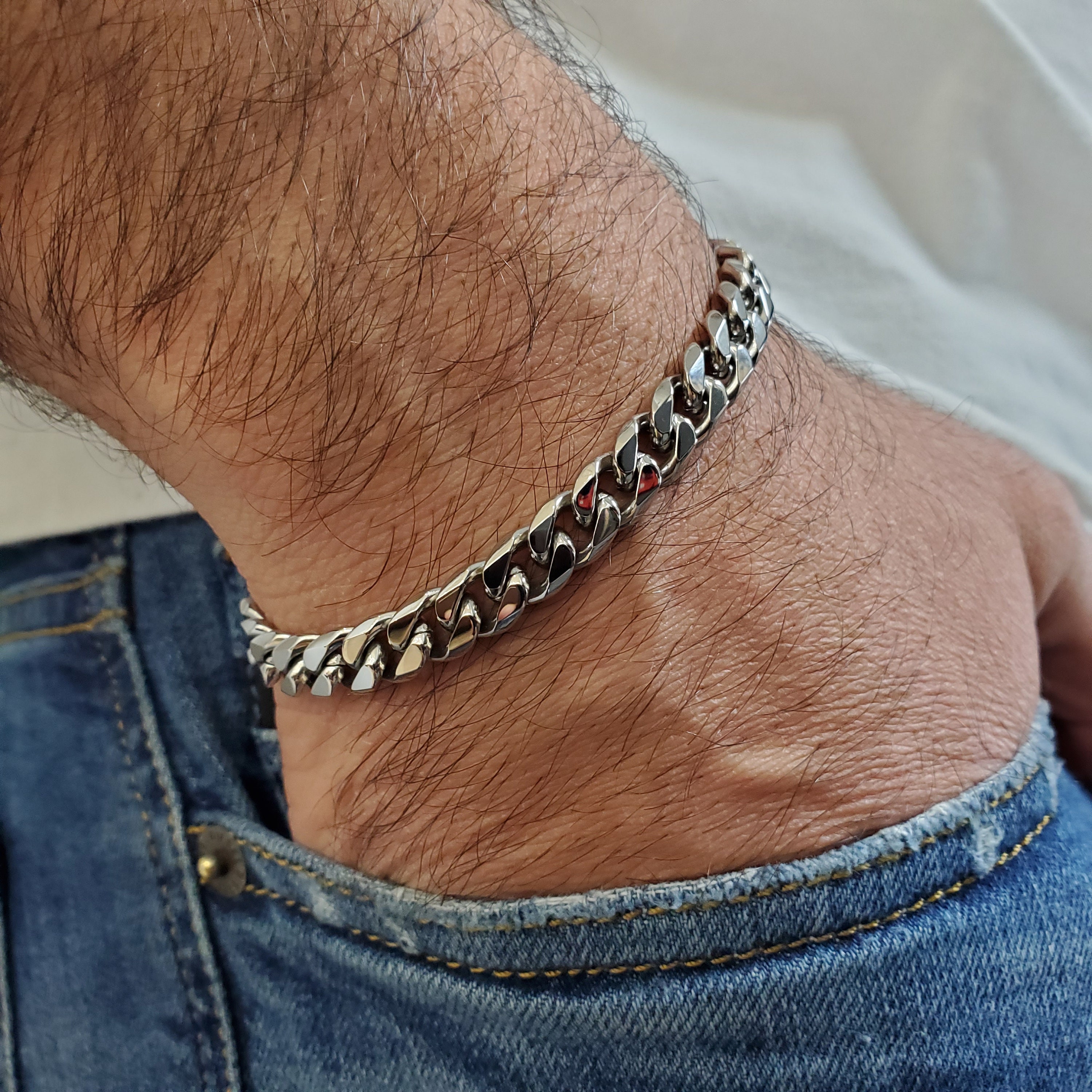 Steelmeup Men's Stainless Steel Cuban Link Bracelet - 8mm Width, 7 Inch Length, Lobster Clasp