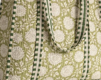 Gewatteerde katoenen draagtas met handblokprint, omkeerbare shopper met bloemen