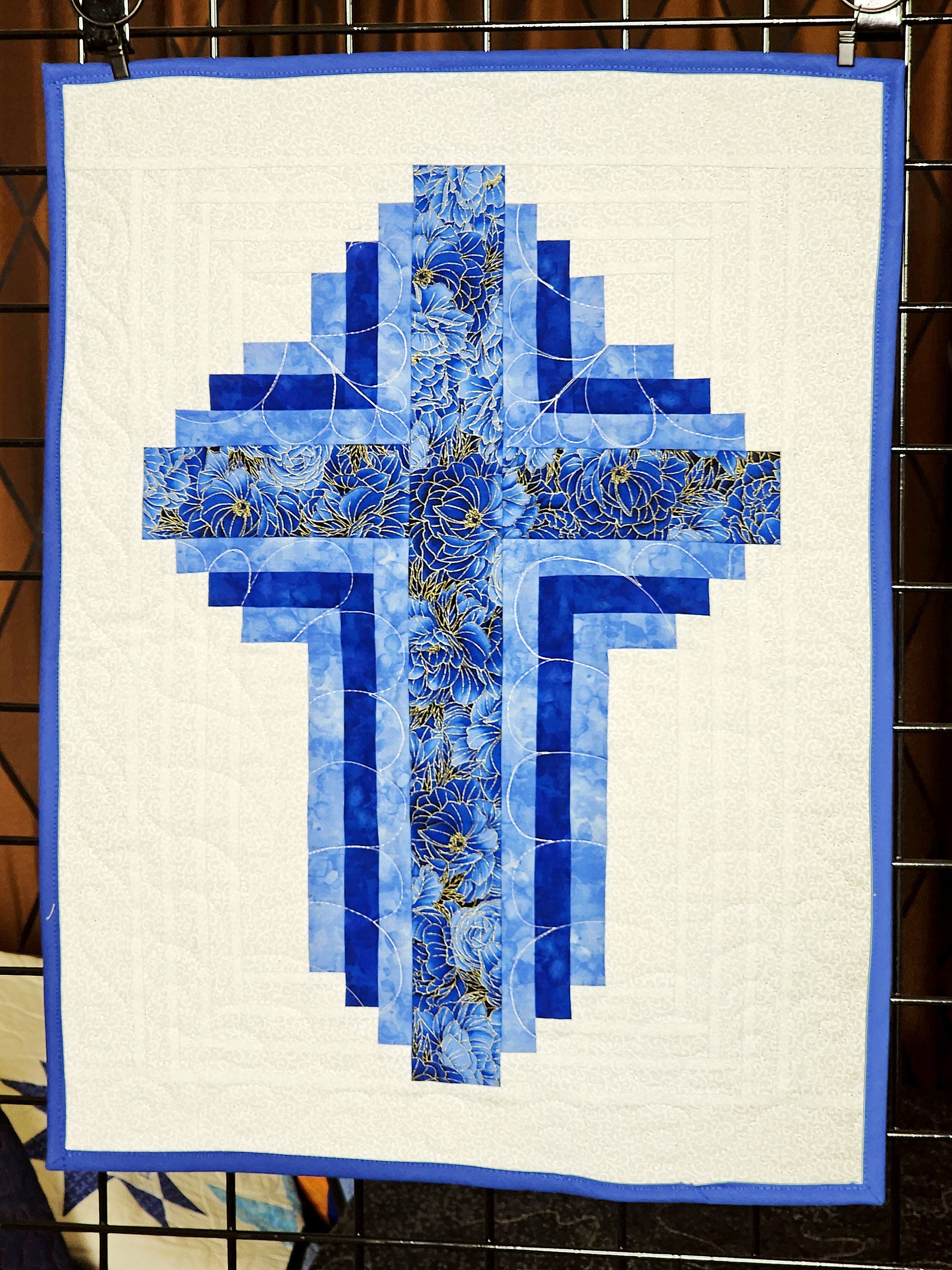 log cabin cross quilt kit: christian quilting pattern size 18x24