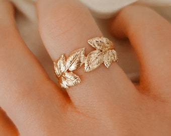 18K Gold Plated Leaf Ring - Roman-Inspired, Nature-Inspired, Vintage-Inspired Jewelry, Foliage ring design, DOMITIA Ring