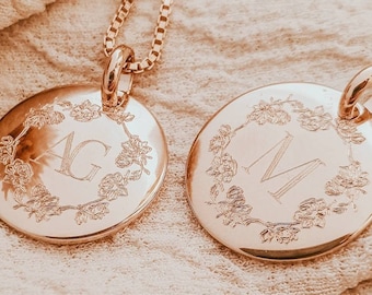 Medalhão personalizado | Colar com inicial dourada | Colar gravado em ouro | Colar banhado a ouro 18K | Colar com letras personalizadas | colar MONOGRAMA