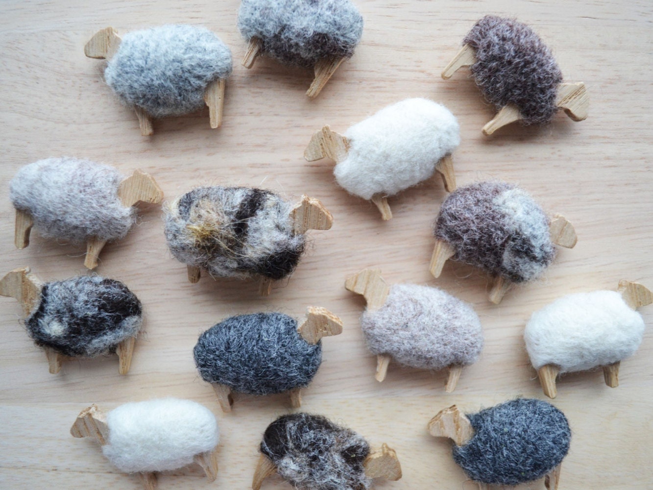 Wool sheep brooch / Wood sheep pin Etsy