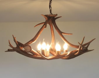 Modern Farmhouse Antler Chandelier in Triangle Shape
