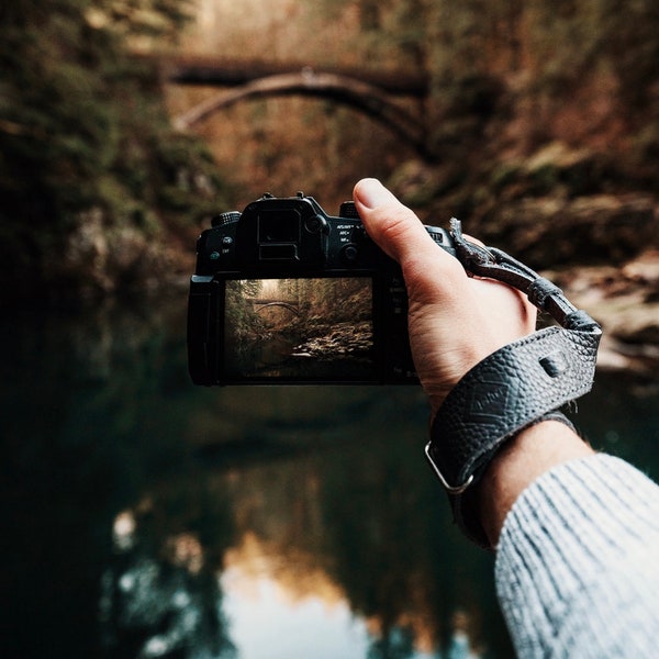 Kameragurt - Graues Lederarmband für DSLR-Kamera, DSLR-Kameragurt Kamera Zubehör. Canon Kameragurt Henkel Kameragurt.