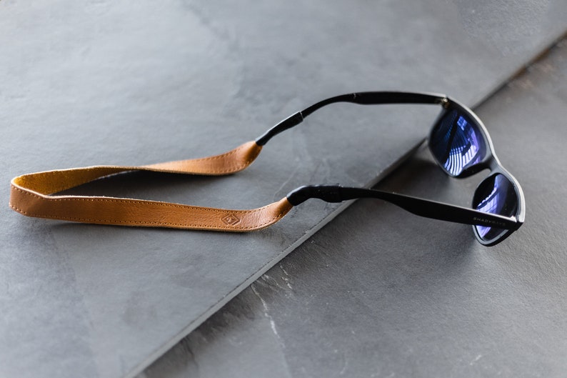 High quality leather sunglass strap for him. Gifts for him. Leather gifts for him. Sunglass strap. Sunglass Holder. Sunglass Croakie, Strap for sunglasses.