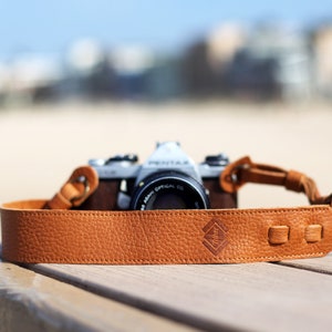 Leather Camera Strap for DSLR or SLR camera, Camera strap for Nikon, Canon, Sony, Fuji & other cameras. Tan