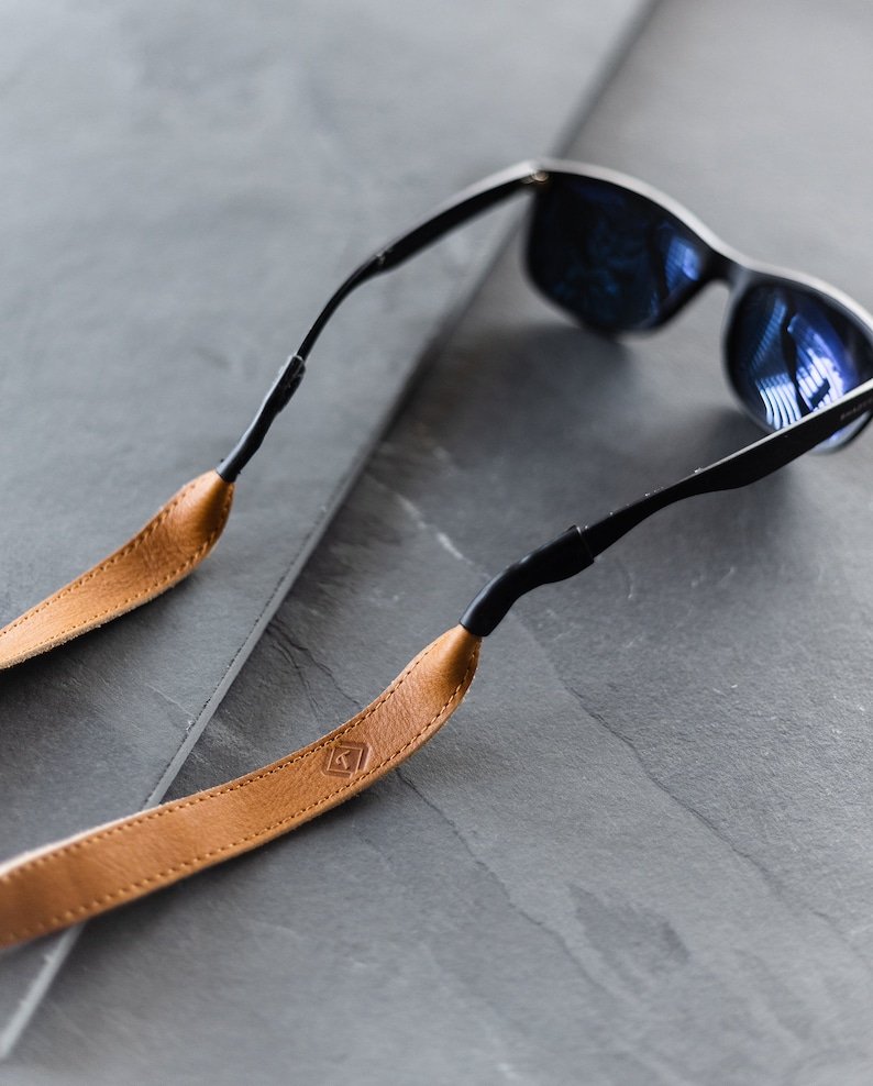 High quality leather sunglass strap for him. Gifts for him. Leather gifts for him. Sunglass strap. Sunglass Holder. Sunglass Croakie, Strap for sunglasses.