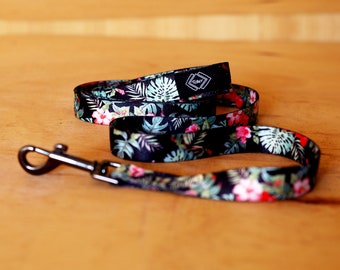 Hilo Hawaiian Dog Collar & Leash Set, Tropical Floral Print