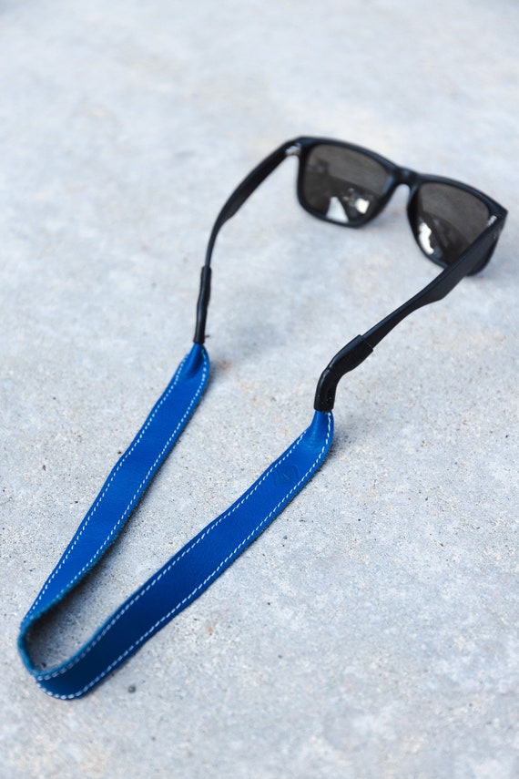 Amazon.com: Meta Ray-Ban Wayfarer (Large) Smart Glasses - Matte Black,  Polarized Gradient Graphite : Electronics