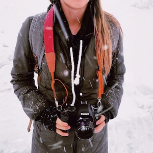 Camera Strap - Burgundy for DSLR or SLR camera, DSLR Camera Strap. Camera accessories. Canon camera strap. Nikon camera strap.