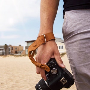 Personalized Camera Strap - Tan Leather Wrist Camera Strap for DSLR/SLR camera. Camera accessories. Canon camera strap. Nikon camera strap.