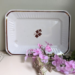 Vintage Wedgewood Ironstone Platter: Tea Leaf Pattern, 12&quot;