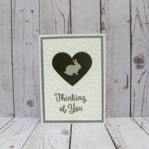 Carte de sympathie de lapin gris faite à la main, carte commémorative de lapin, carte de sympathie de lapin, carte commémorative de lapin, cadeau de perte de lapin, cadeau de perte de lapin