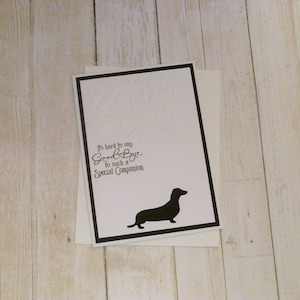Carte de sympathie teckel noir faite main, carte commémorative teckel, carte de sympathie Doxie, carte chien saucisse, carte perte de teckel, sympathie chien