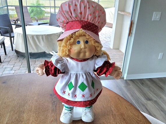 Strawberry shortcake doll clothes sale
