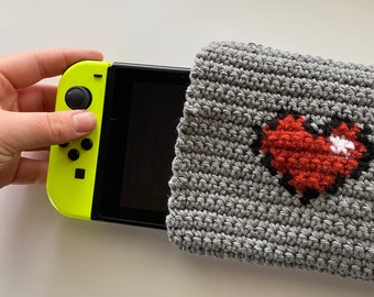 Crochet Three Hearts Gaming Cover