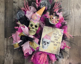 Pink Halloween Wreath, Halloween Skeleton Wreath for front door, Oink Halloween decor, Halloween Candyland Wreath, Skeleton Candy Halloween,