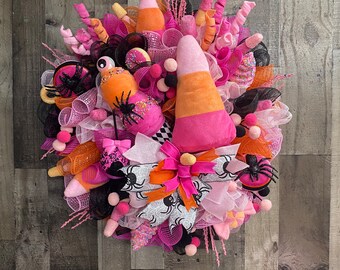 Halloween in Pink, pink candy corn wreath