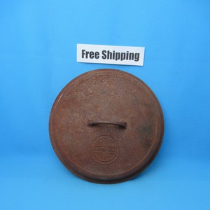 Vintage Griswold Button Style Lid #9, High Dome Number 9, Scarce, Cast Iron Cookware, Free Shipping