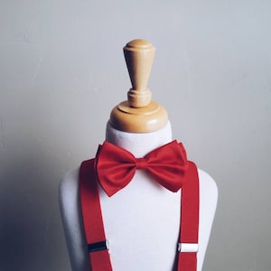 Red Bow tie, red suspender set, little boys bow tie, red kids bows, holiday bow tie, christmas bow tie, elegant bow tie