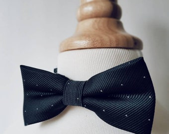 Black Bow tie, kids bow tie, little boys bow tie, red kids bows, holiday bow tie, christmas bow tie, elegant bow tie