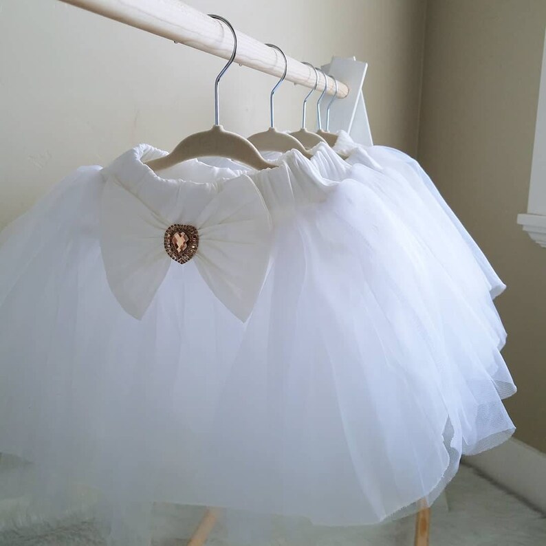2t white tutu