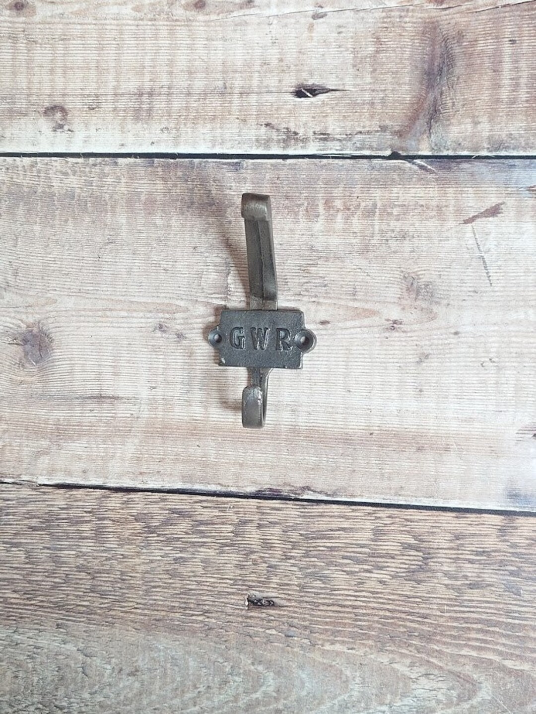 GWR Double Coat Hook – Antique Style, Hand Finished Cast Iron – Art Deco Railway Reproduction