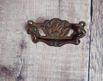 1 Vintage Brass Cabinet Pull Handle