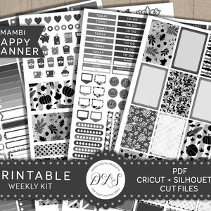 Puede incluir: Un kit de pegatinas imprimibles para planificador en blanco y negro con una variedad de diseños, incluyendo hojas, calabazas, lunares y patrones geométricos. El kit incluye el texto "Mambi Happy Planner" y "Printable Weekly Kit".