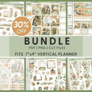 Op de afbeelding: Een bundel plannerstickers en -invoegtoepassingen met een bloemen- en cottagethema. Het ontwerp bevat afbeeldingen van huizen, bloemen en decoratieve elementen. De tekst bevat "BUNDLE", "PDF | PNG | CUT FILES" en "FITS 17.78cm x 22.86cm VERTICAL PLANNER". Een cirkel met 30% korting is ook zichtbaar.