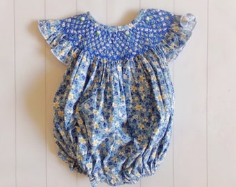 Blue Smocked Summer Bubble Suit. Girls smocked bubble outfit. Spring toddler smocked outfit. Toddler Smocked Blue Flower Romper