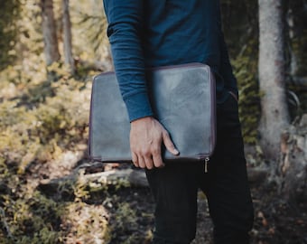 13" Buffalo Leather Laptop / Document Portfolio