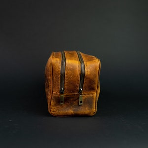 Buffalo Leather Dopp Bag image 8