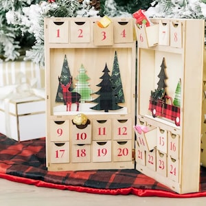 The personalized reusable wooden Advent calendar