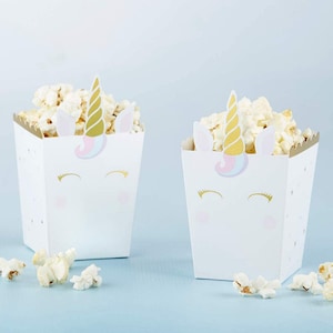 Les 12 cartons à popcorn licorne en carton blanc et or