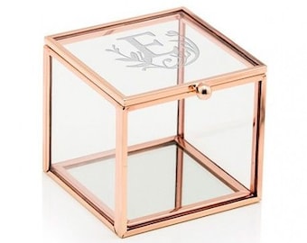 The monogrammed terrarium cube ring holder
