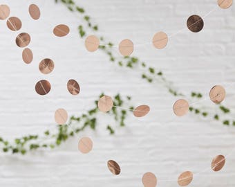Garland of peas in copper