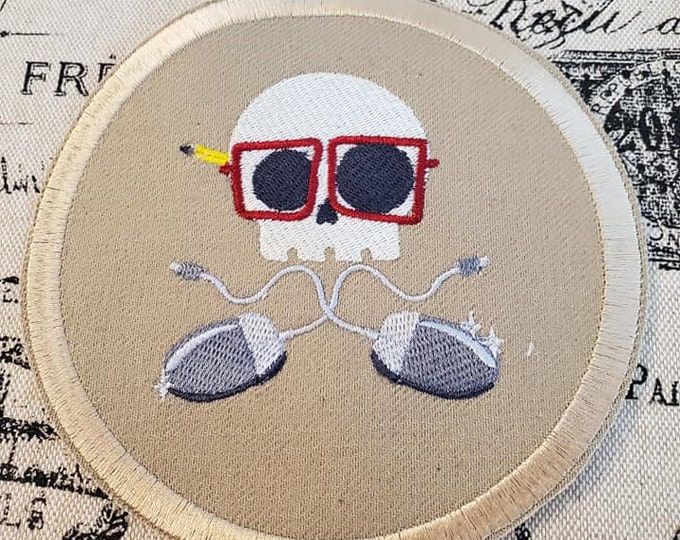 Computer Geek Skull Embroidered Patch - Iron On Applique