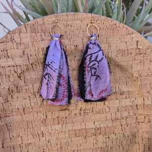 Sari Seide Ohrringe, Geschenk, Urlaub, leicht, recyceltes neues Material, Messing