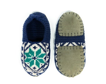 Damen-Slipper-Socken mit Blumenmuster, EU 35–42,5, Marineblau, Creme, Blaugrün, mit braunen Wildledersohlen. Versand aus Aserbaidschan