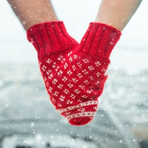 Couples Gloves, Knitted Smittens Mittens Red, Beige, or Black Valentines Gift set of 3. SHIPPED from AZERBAIJAN zdjęcie 4