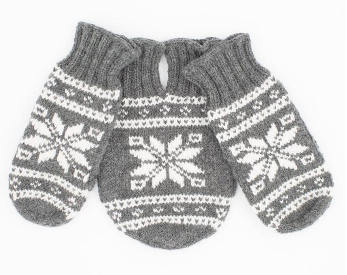 Smittens Mittens Gray, Black or Beige knit couple's gloves, unique wedding gift. Hold hands gloves. Lover's mittens. US Shipping