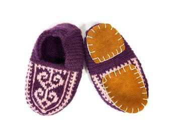 Kids US 8-1 Purple and Pink Slipper Socks WITH Suede Soles. US Shipping