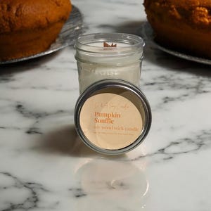 Pumpkin Souffle Hand-Poured Soy Wood Wick Candle // Fall & Autumn Scent// Jar Candle // Vegan