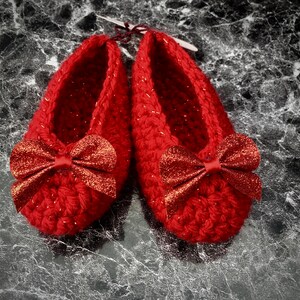 Chaussons bébé rouge rubis