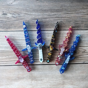 Blaue Glitzer Athame, Wicca Witchcraft Ritualmesser, Alter Decor, Ritul Magisches Werkzeug, Harz Athame, Okkulter, Kristall Zauberstab