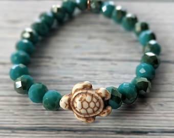 Turtle Stretch Bracelet, Beach Jewelry, Shell Charm Bracelet, Ocean Bracelet, Gift for Her, Nature Lover Bracelet