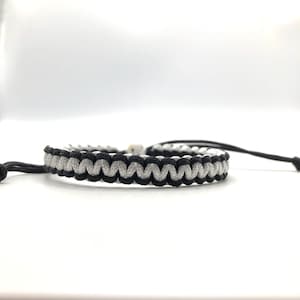 Black/White cord Bracelet, White/Black bracelet, Reversible , Lucky Bracelet, Yoga Bracelet, Simple Surfer Bracelet [Black/White 101]
